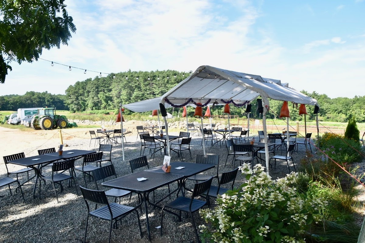 The Farmer's Porch At Tangerini's Farm Photos 2